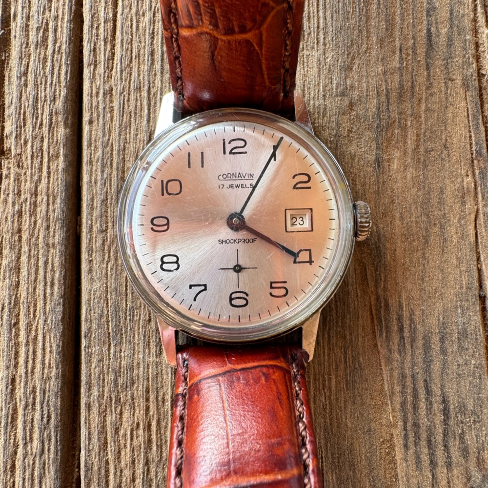 Cornavin mechanical dress watch (USSR)